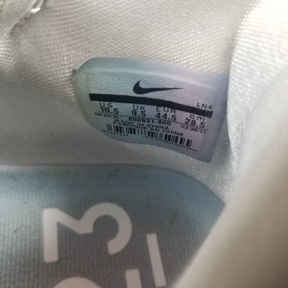 Nike LeBron 14 Time To Shine Sneakers - Picture 10 of 12